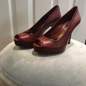Gucci peep toe platform pumps 6.5, European 36.5
